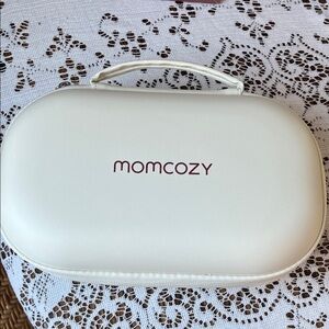 Momcozy NWOT Women's wearable breast pump storage Bag / carry case